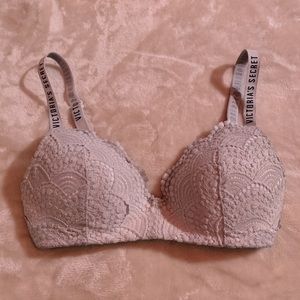 victoria secret grey push up bra